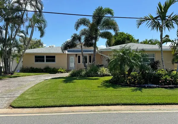 12005 5th Street E, TREASURE ISLAND, FL 33706