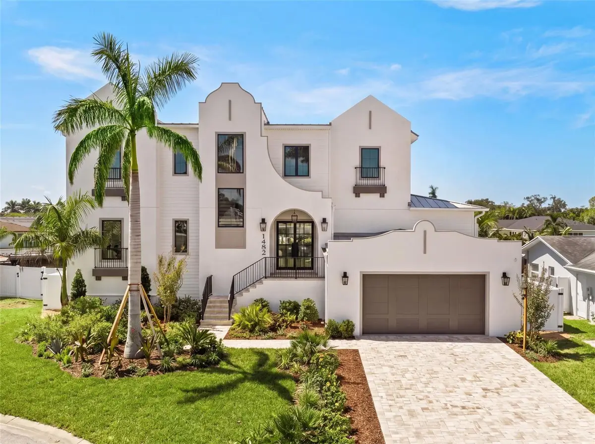1482 51st Avenue Ne, Saint Petersburg, FL 33703 - #1
