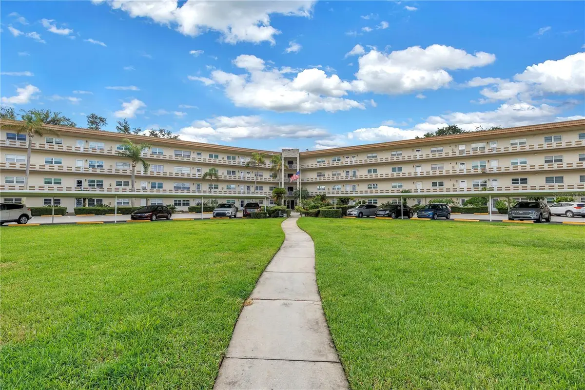 5725 80th Street N #106, Saint Petersburg, FL 33709 - #1