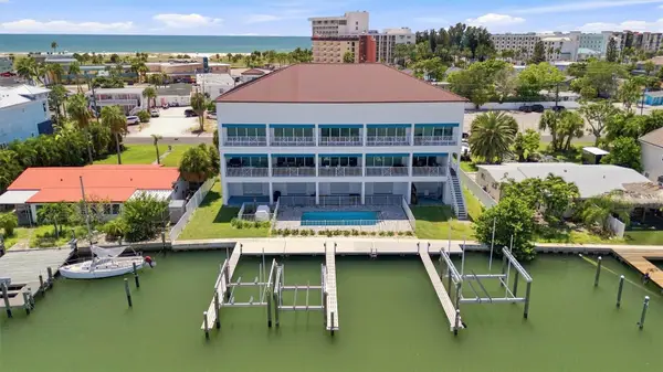 11797 1st Street E, TREASURE ISLAND, FL 33706