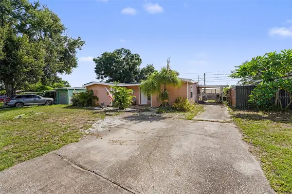 9537 Crestview Street, SEMINOLE, FL 33772