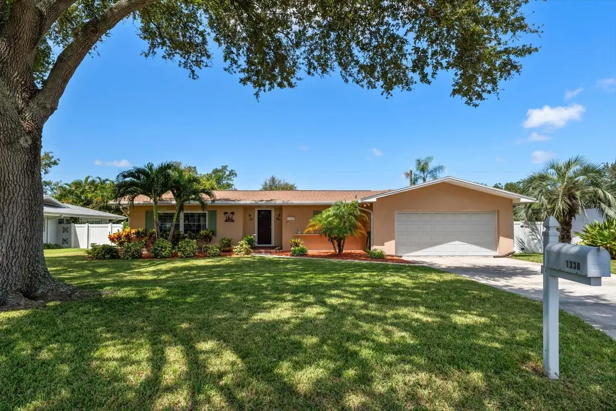 1338 Marjohn Avenue, Clearwater, FL 33756 - #1