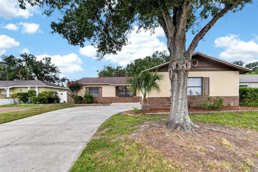 1006 Saxon Court, Brandon, FL 33510 - #2