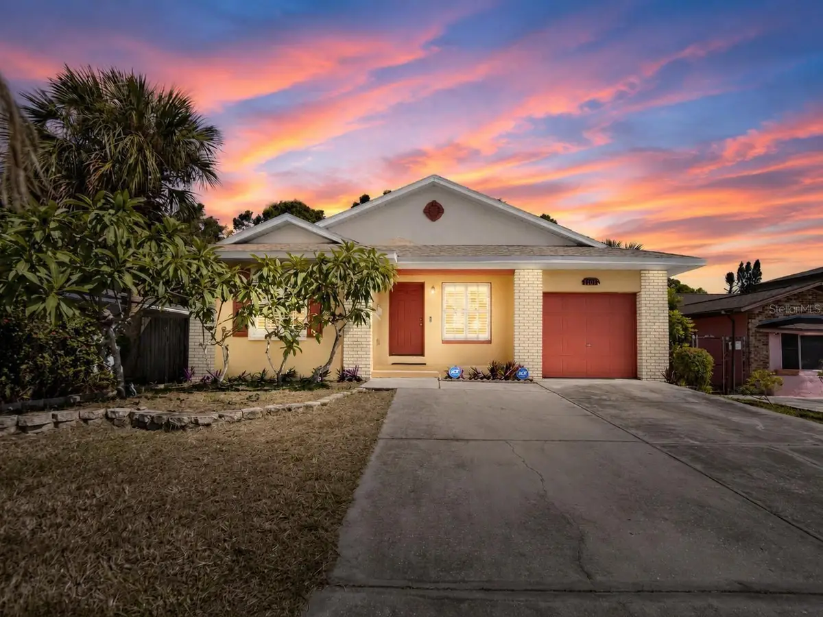 1101 27th Avenue S, Saint Petersburg, FL 33705 - #1