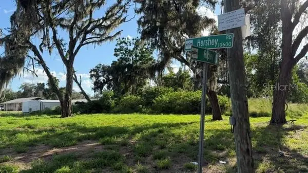 9323 Ripley Road #B, THONOTOSASSA, FL 33592