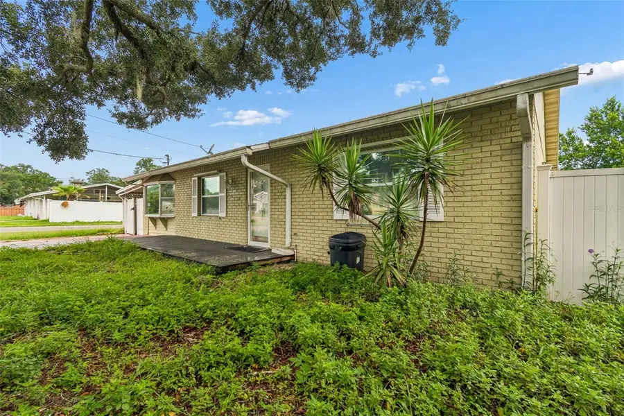38621 North Avenue, Zephyrhills, FL 33542 - #2