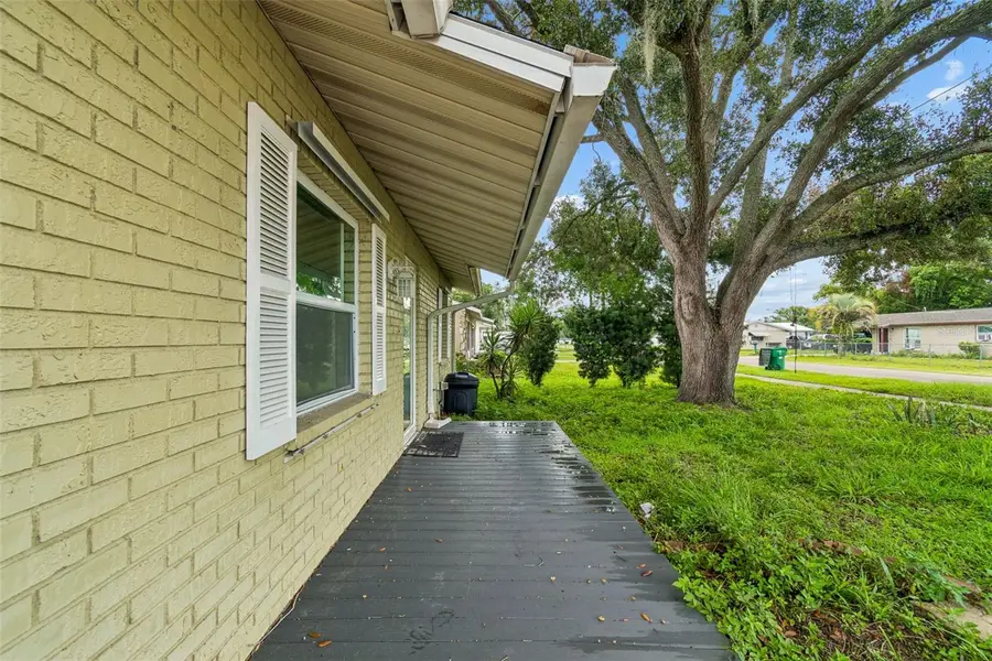 38621 North Avenue, Zephyrhills, FL 33542 - #3