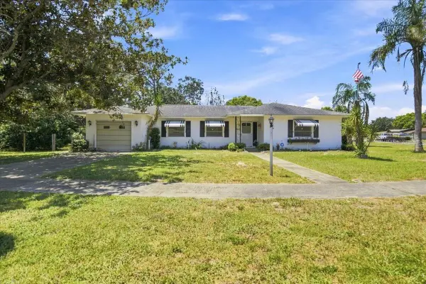 7222 Holiday Drive, SPRING HILL, FL 34606