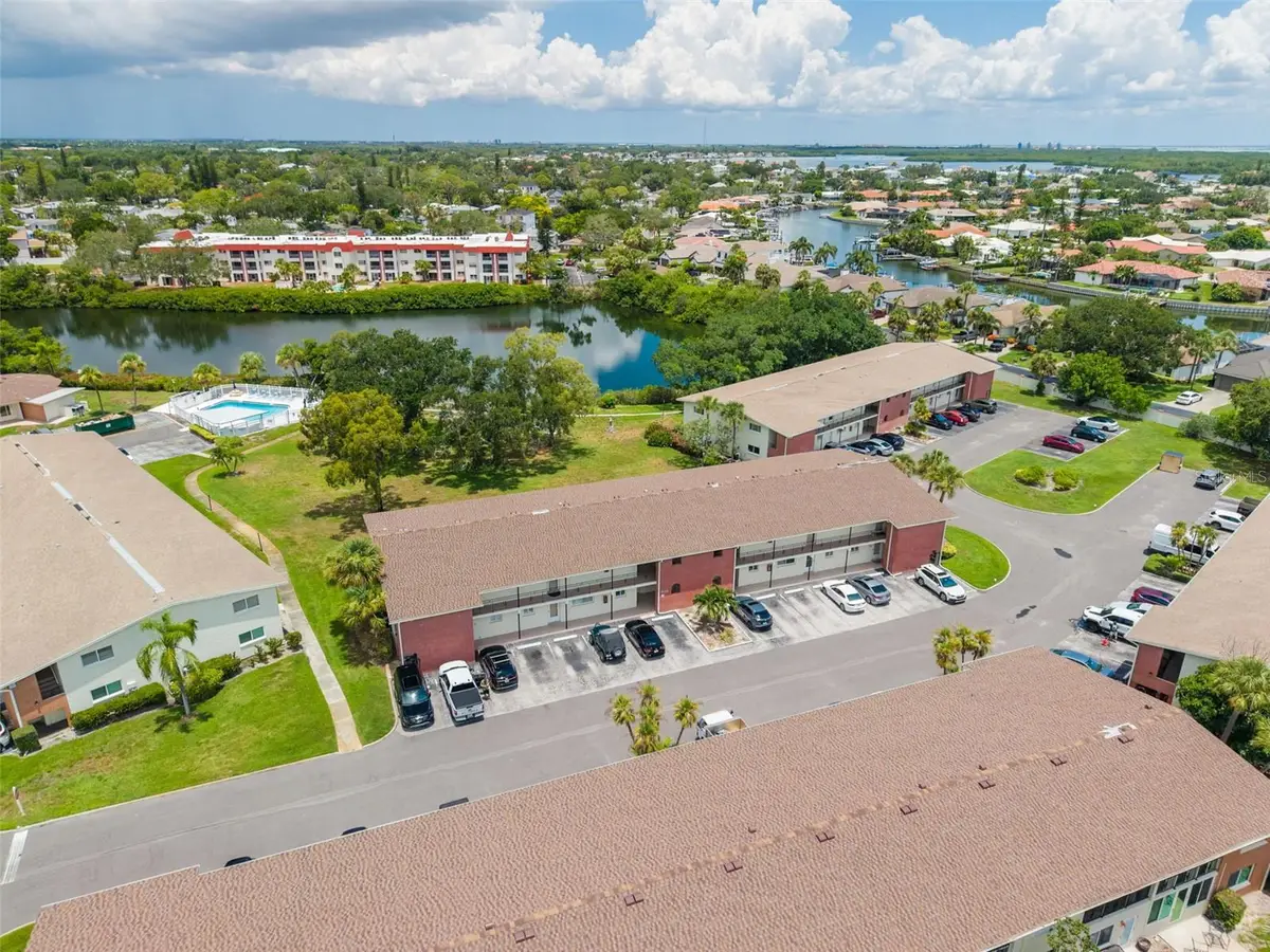 4550 Overlook Drive Ne #152, Saint Petersburg, FL 33703 - #1