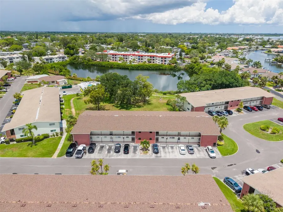4550 Overlook Drive Ne #152, Saint Petersburg, FL 33703 - #2