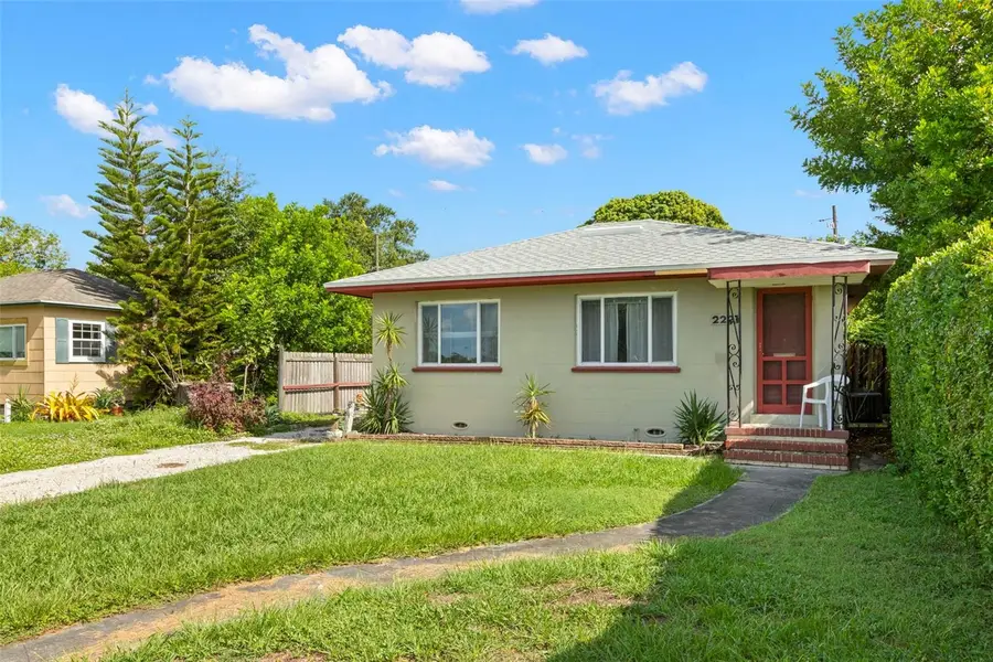 2221 13th Avenue N, Saint Petersburg, FL 33713 - #3