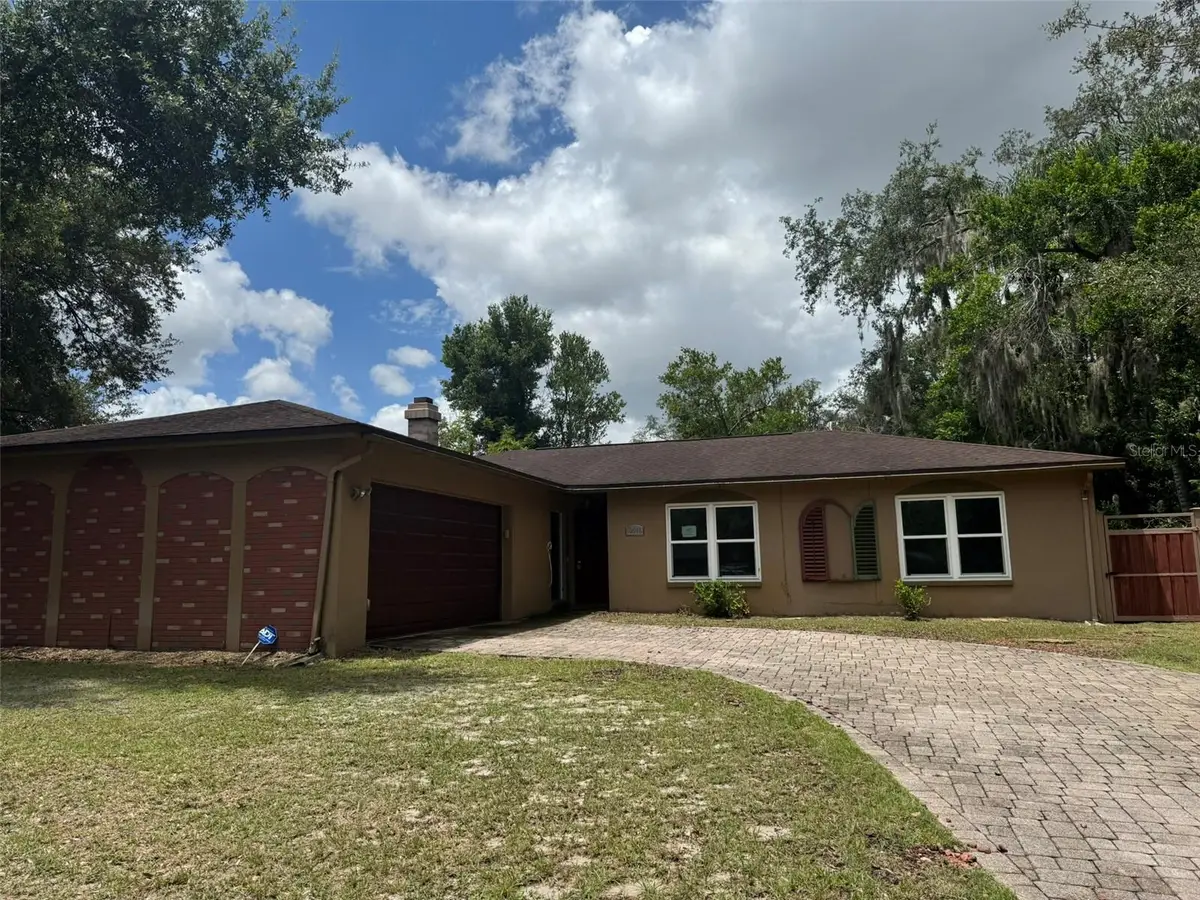 10916 N 19th Street, Tampa, FL 33612 - #1