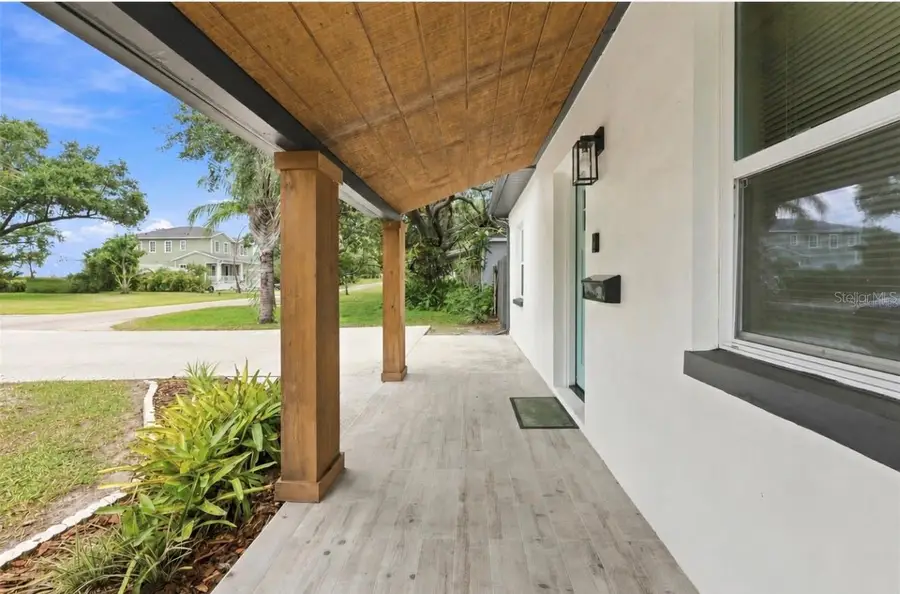 240 42nd Avenue Ne, Saint Petersburg, FL 33703 - #3