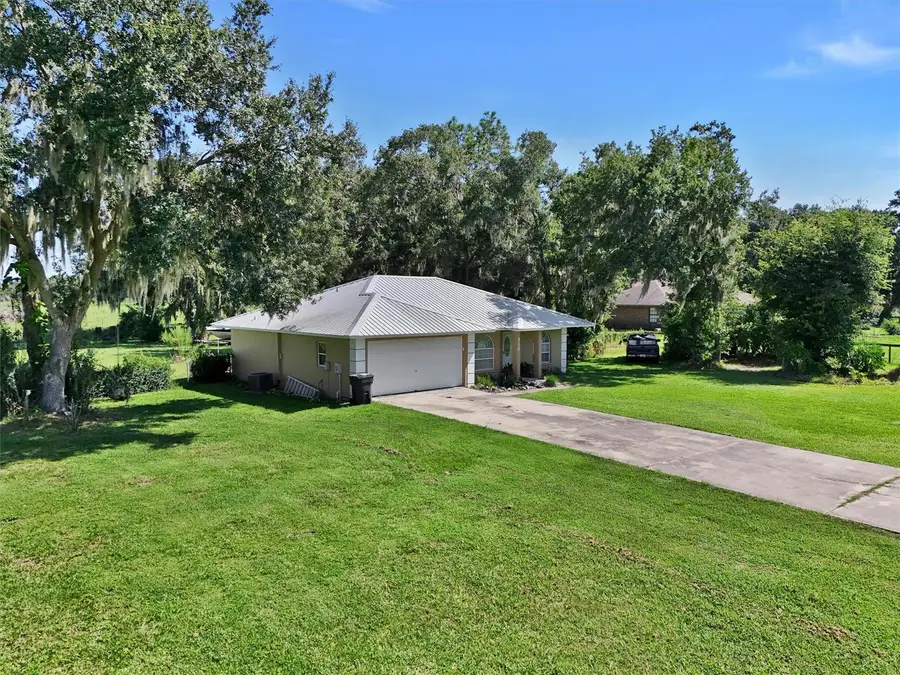 510 Cloverleaf Drive, Lithia, FL 33547 - #3