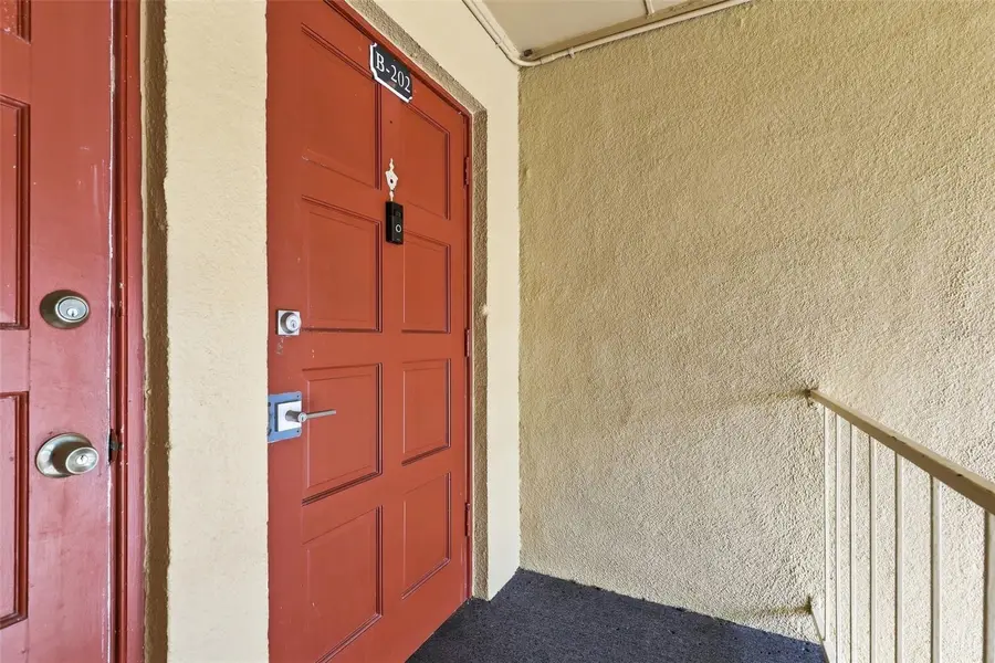 1000 Lake Of The Woods Boulevard #B202, Fern Park, FL 32730 - #3