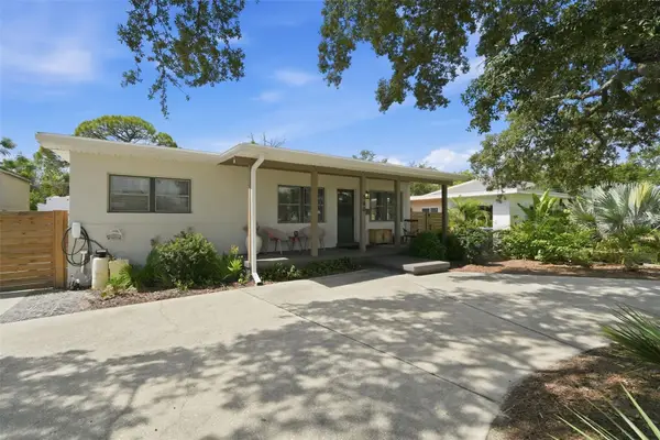 560 62nd Avenue S, ST PETERSBURG, FL 33705