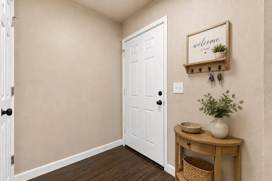 3324 Laurel View Drive, Brandon, FL 33511 - #3