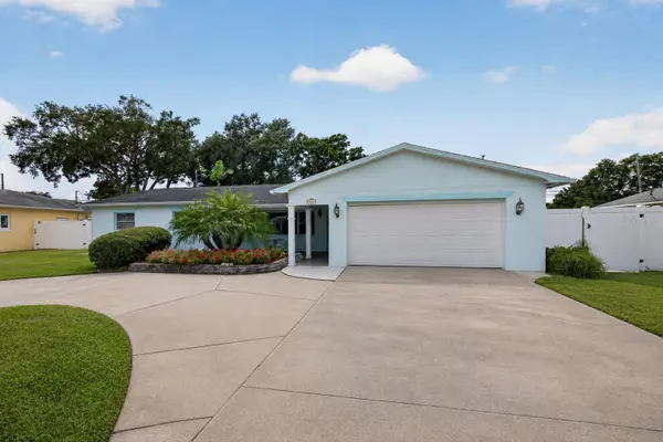 2772 64th Street N, ST PETERSBURG, FL 33710