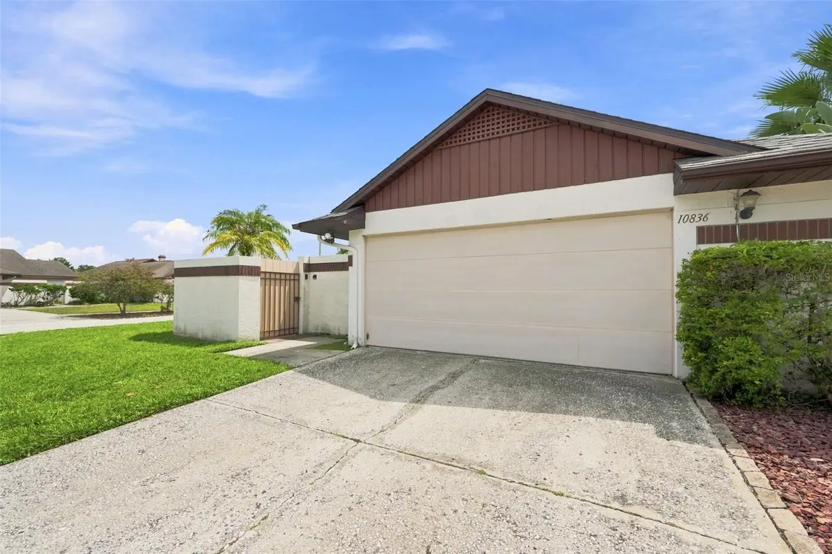 10836 Venice Circle, Tampa, FL 33635 - #1