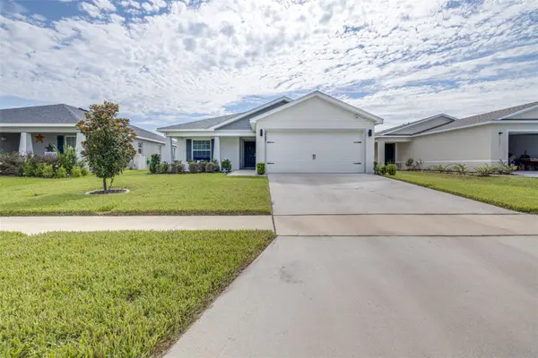 2081 Golden Beak Drive, EAGLE LAKE, FL 33839