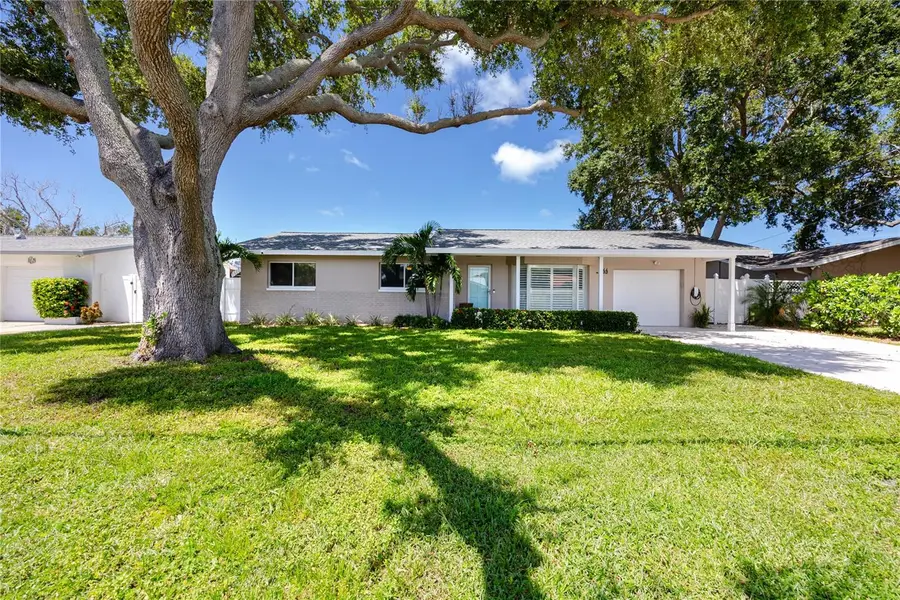 1744 Harbor Circle E, Largo, FL 33770 - #3