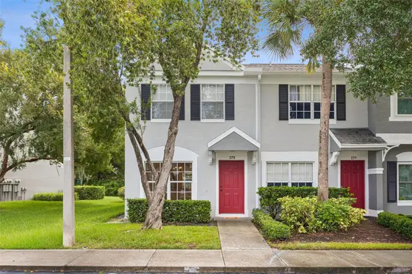 279 Countryside Key Boulevard, OLDSMAR, FL 34677