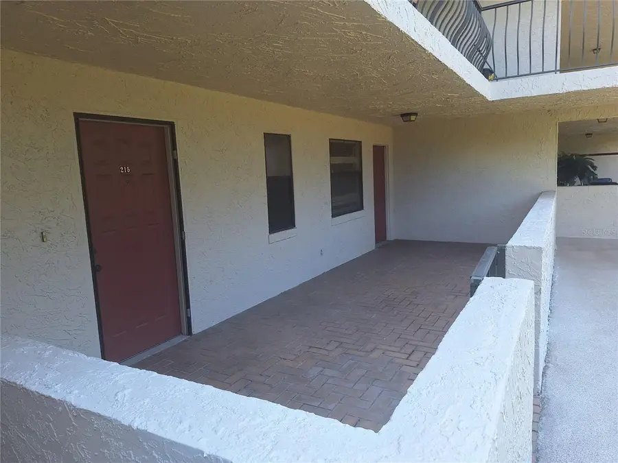 504 S Florida Avenue #215, Tarpon Springs, FL 34689 - #3