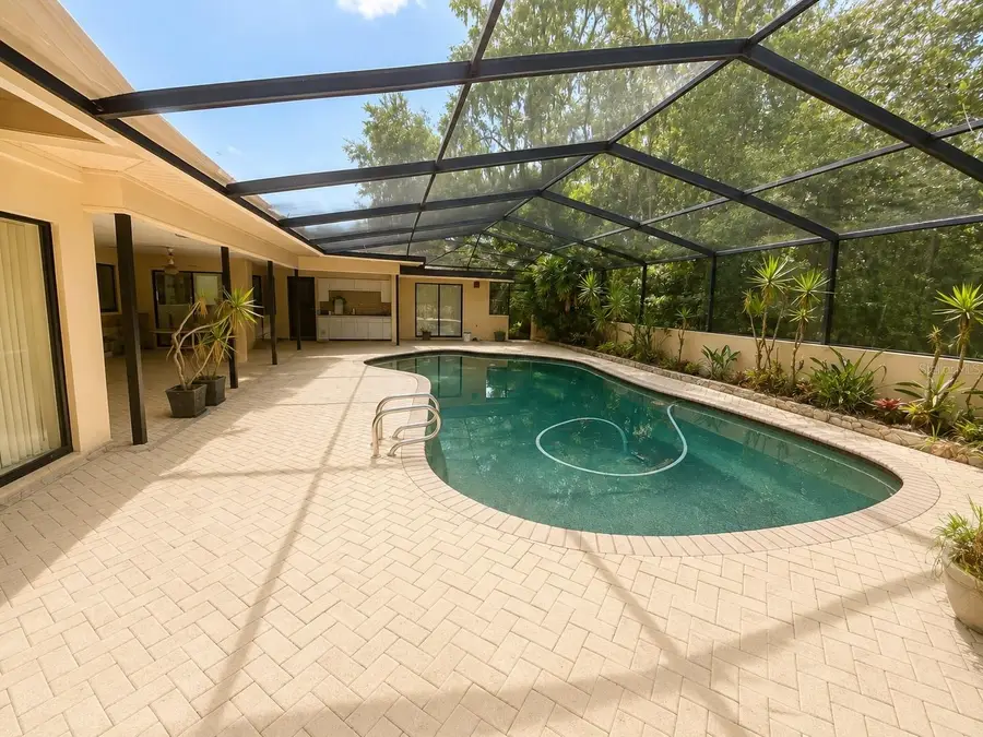 6701 Pemberton View Drive, Seffner, FL 33584 - #3