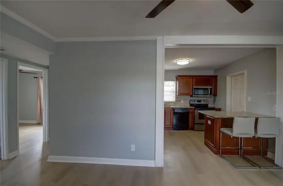 820 86th Avenue N, Saint Petersburg, FL 33702 - #3