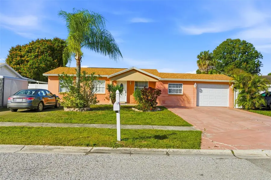 4914 Holiday Drive, Tampa, FL 33615 - #2