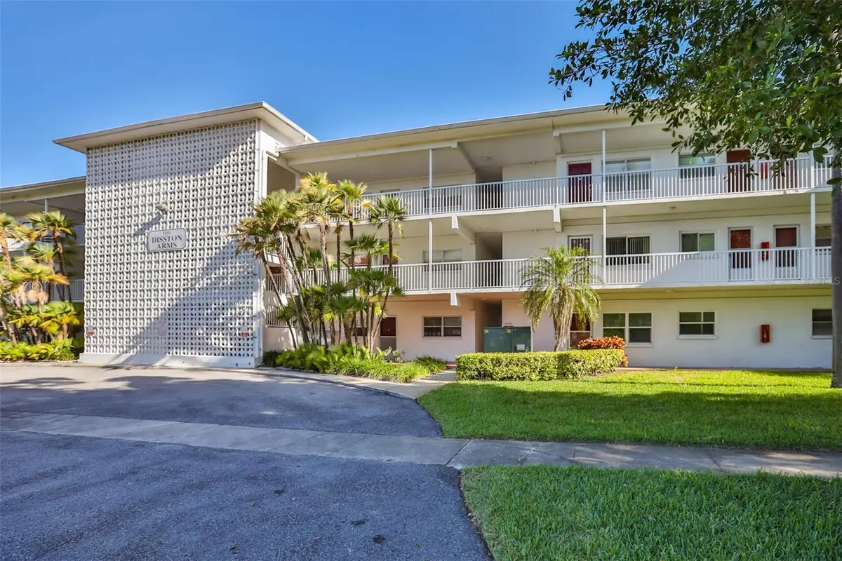 5155 9th Avenue N #102, Saint Petersburg, FL 33710 - #1
