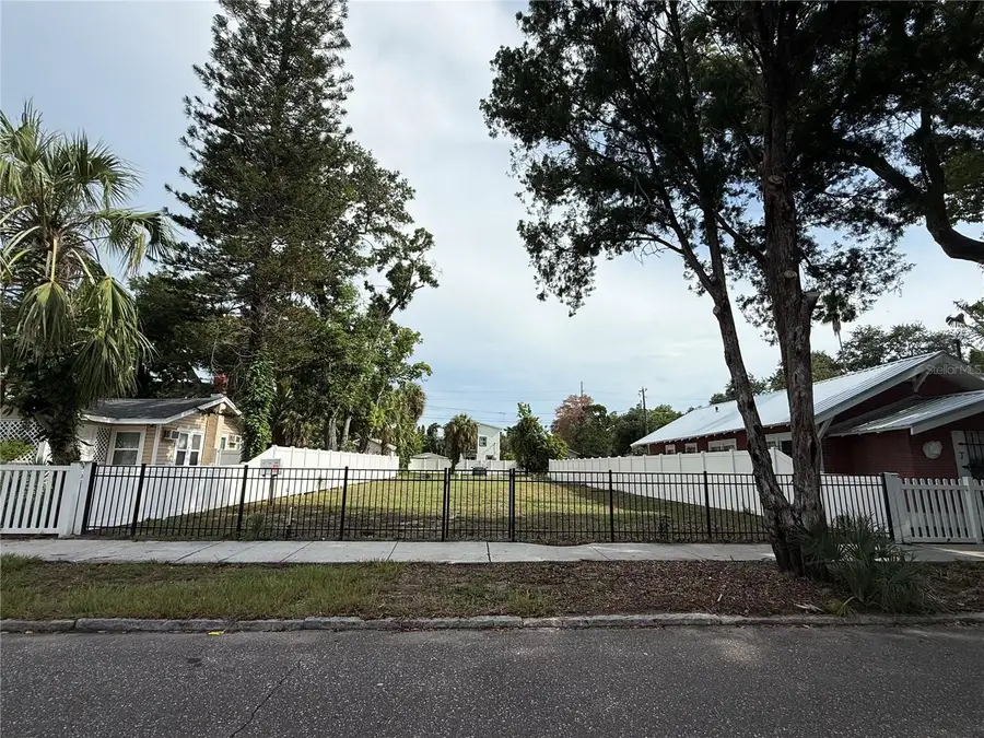 1011 12th Avenue S, Saint Petersburg, FL 33705 - #3