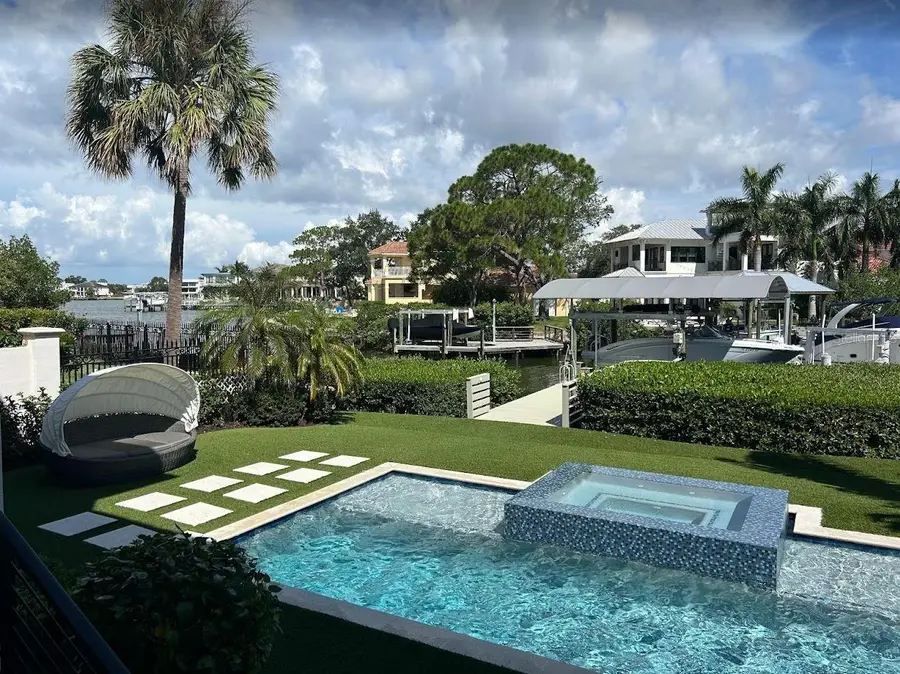 5215 W Neptune Way, Tampa, FL 33609 - #2