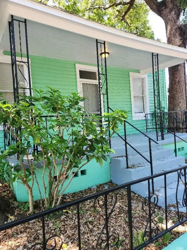 1203 E 15th Avenue, TAMPA, FL 33605