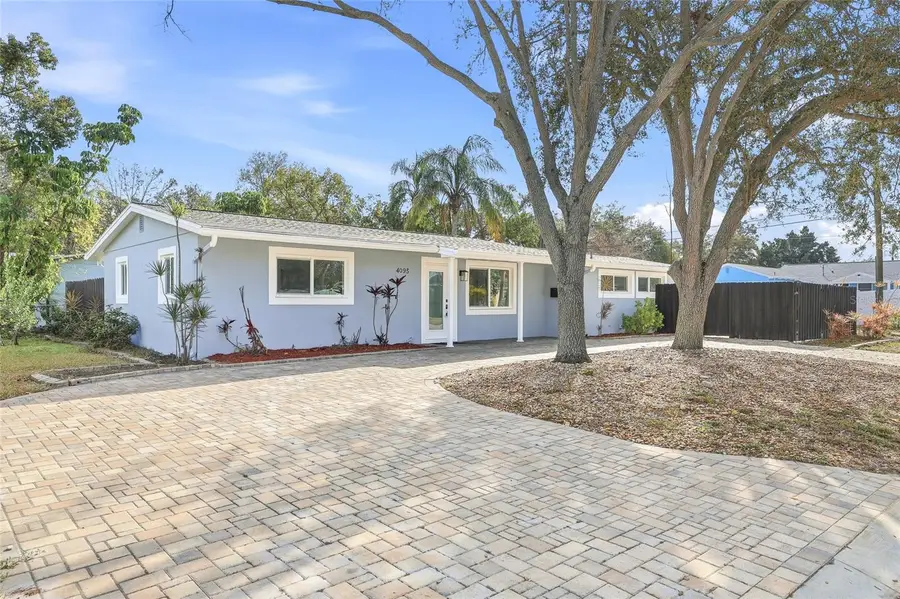 4095 Locust Street Ne, Saint Petersburg, FL 33703 - #2