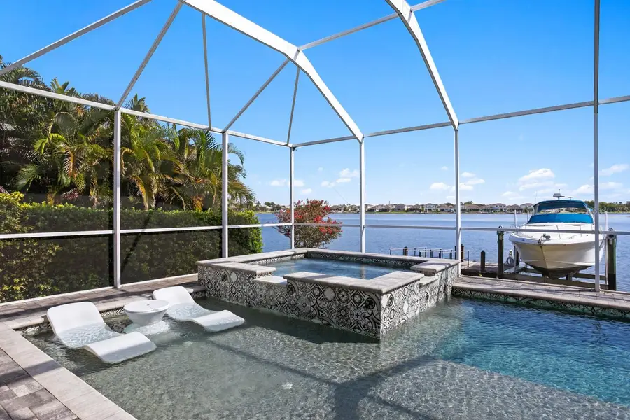 5233 Brighton Shore Drive, Apollo Beach, FL 33572 - #3