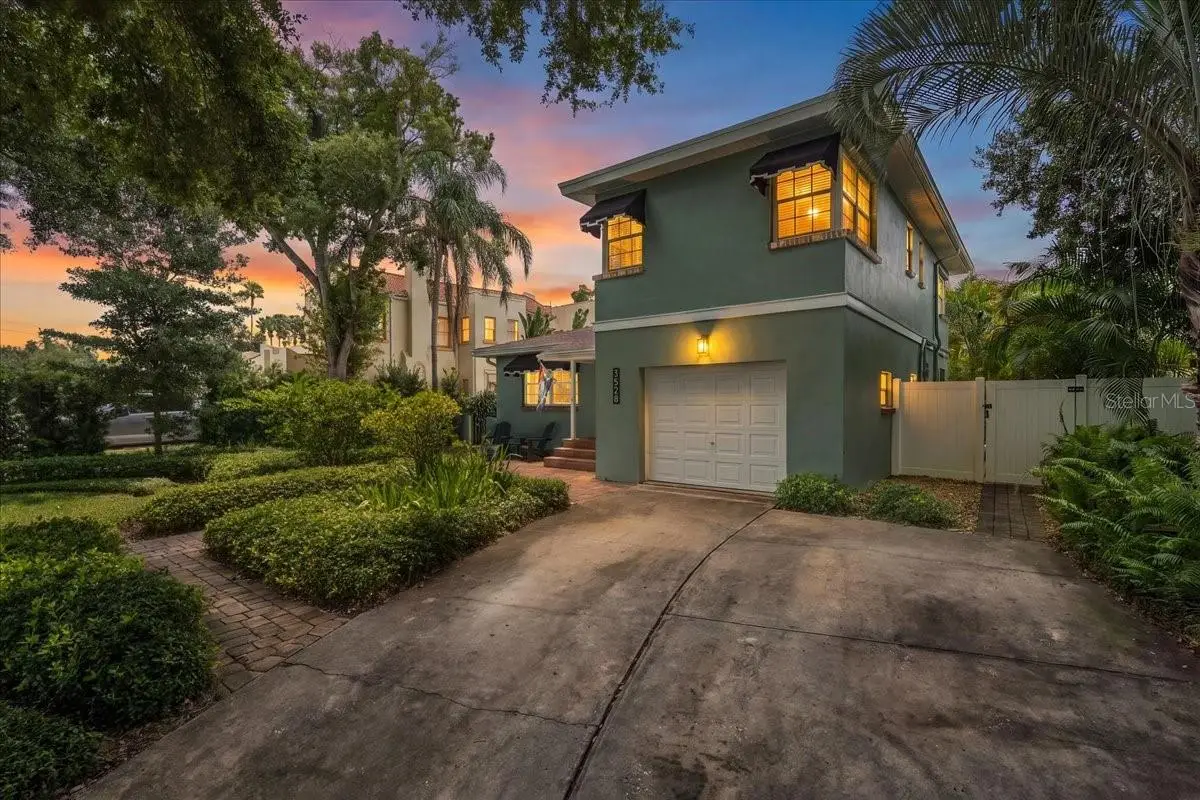 3528 Foster Hill Drive N, Saint Petersburg, FL 33704 - #1