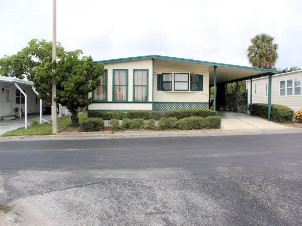 802 Date Palm Street, LARGO, FL 33778