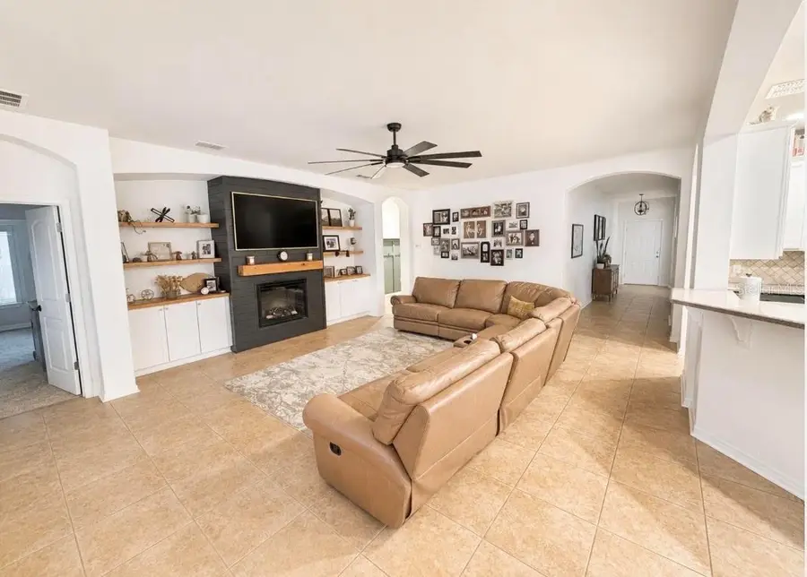 1518 Rhodeswell Lane, Dover, FL 33527 - #3