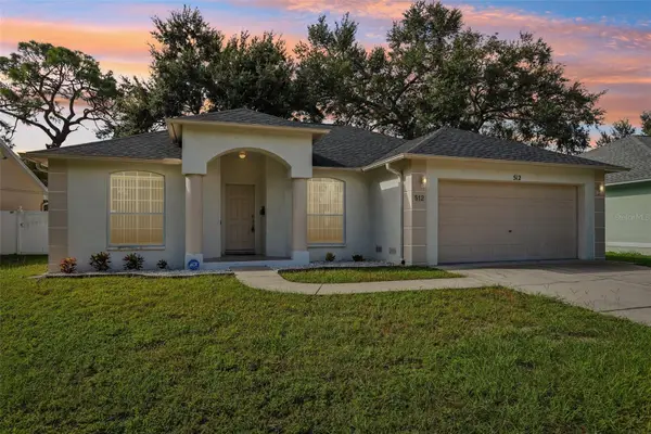512 Atwood Avenue N, ST PETERSBURG, FL 33702