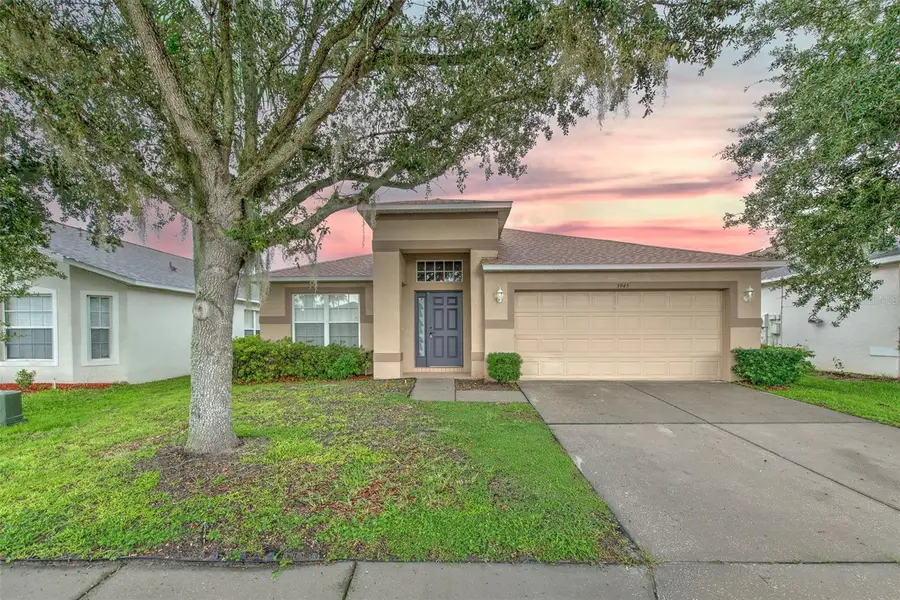 3945 Hampton Hills Drive, Lakeland, FL 33810 - #2