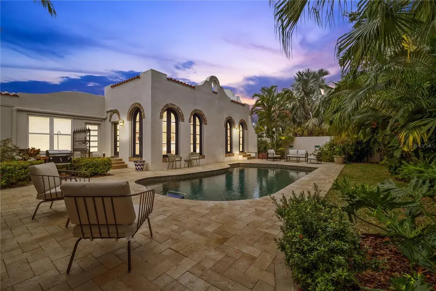 220 14th Avenue N, Saint Petersburg, FL 33701 - #2