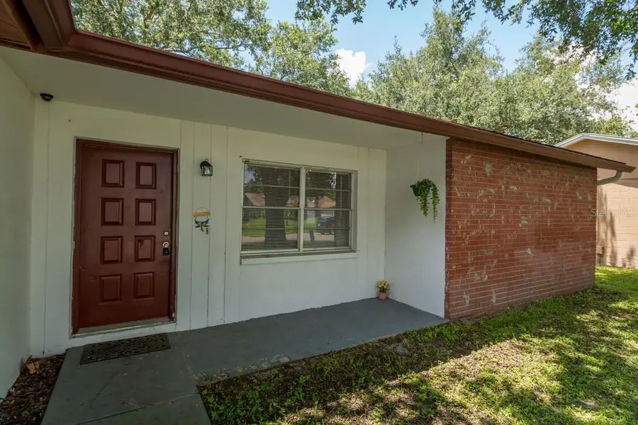 1074 Bridlewood Way, Brandon, FL 33511 - #2