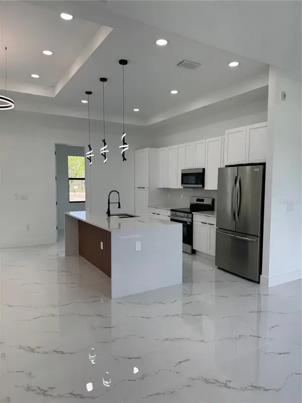 842 Nina S, LEHIGH ACRES, FL 33974