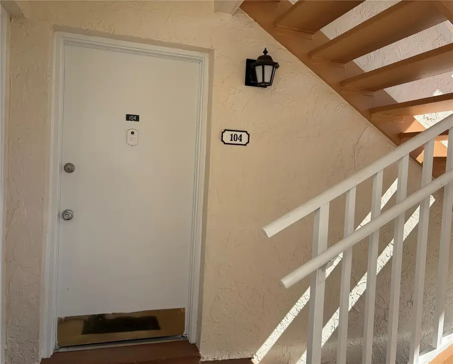 621 99th Avenue N #104, Saint Petersburg, FL 33702 - #2