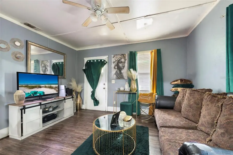 1535 Preston Street S, Saint Petersburg, FL 33712 - #3