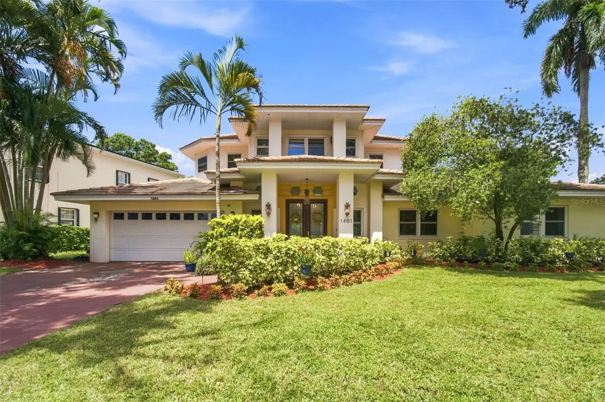 1401 45th Avenue N, Saint Petersburg, FL 33703 - #1