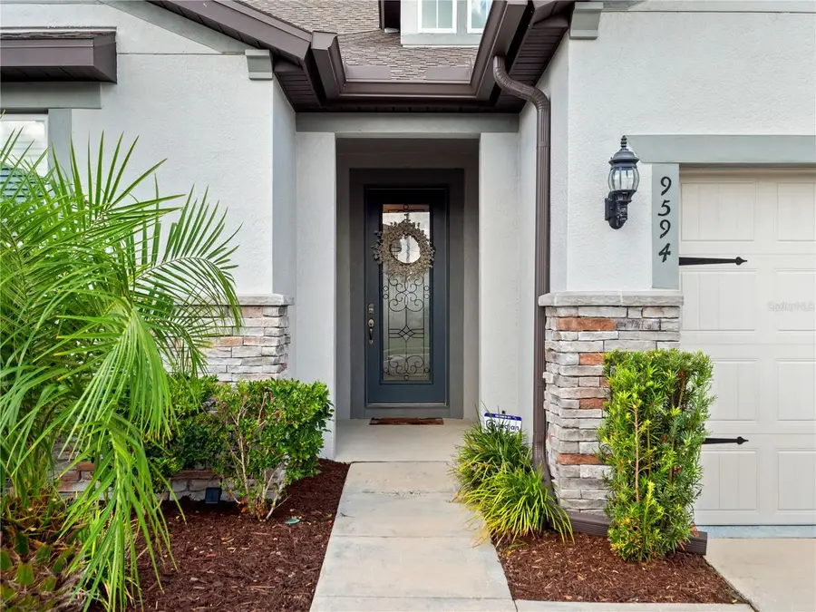 9594 Rally Spring Loop, Wesley Chapel, FL 33545 - #2