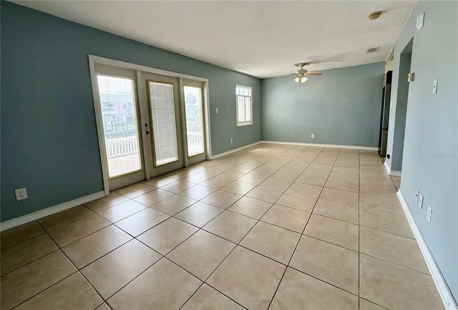 4784 Beach Drive Se #B, Saint Petersburg, FL 33705 - #2