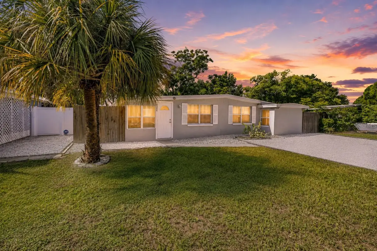 10354 110th Avenue, Largo, FL 33773 - #1